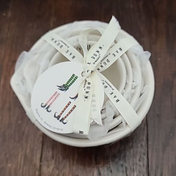 Nwt Magenta Rae Dunn Halloween Witch Feet Ceramic Measuring Cups - Picture 2 of 9